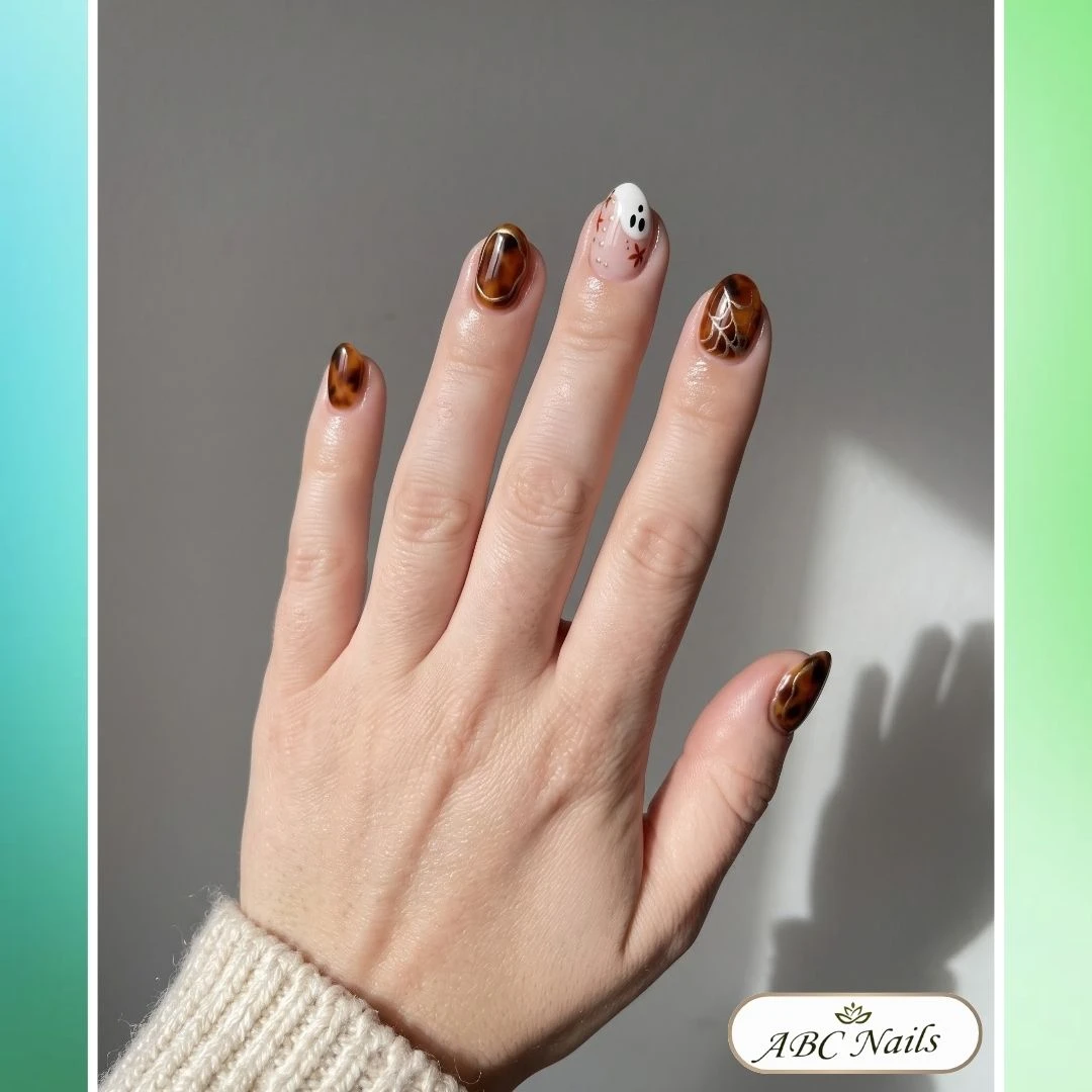 Natural nails art